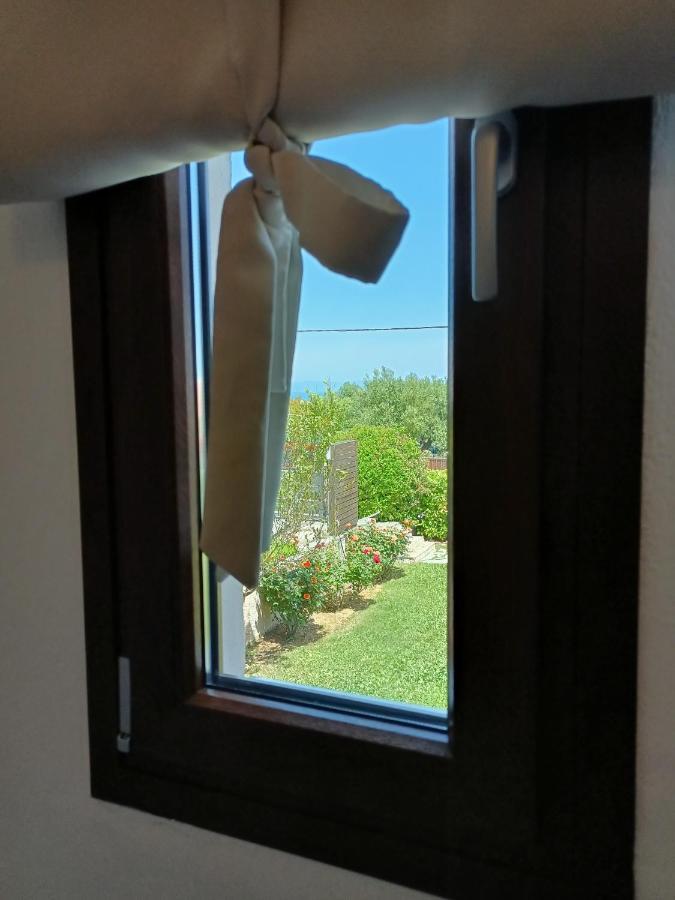 Marios Garden House Apartman Áfitosz Kültér fotó