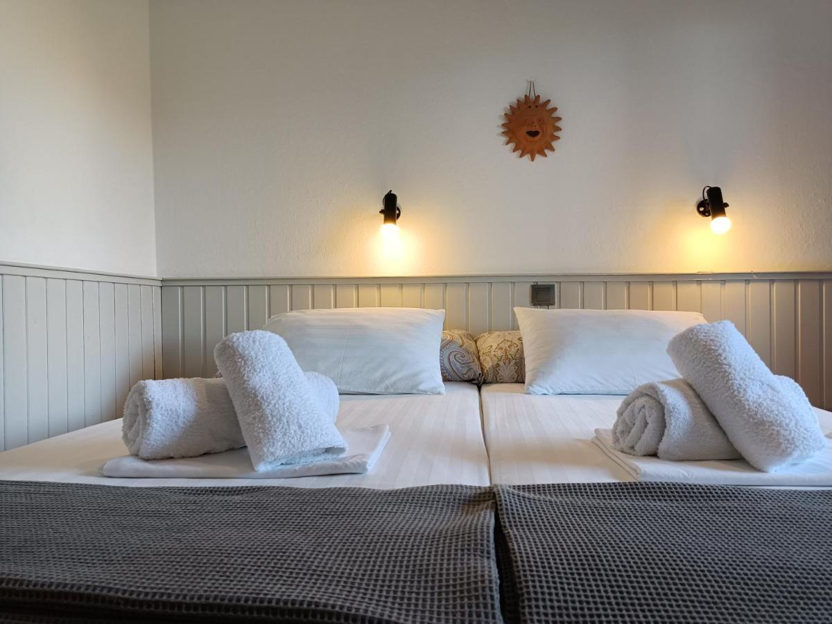 Marios Garden House Apartman Áfitosz Szoba fotó